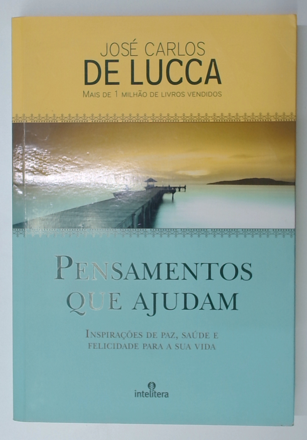 Capa do livro Pensamentos que Ajudam