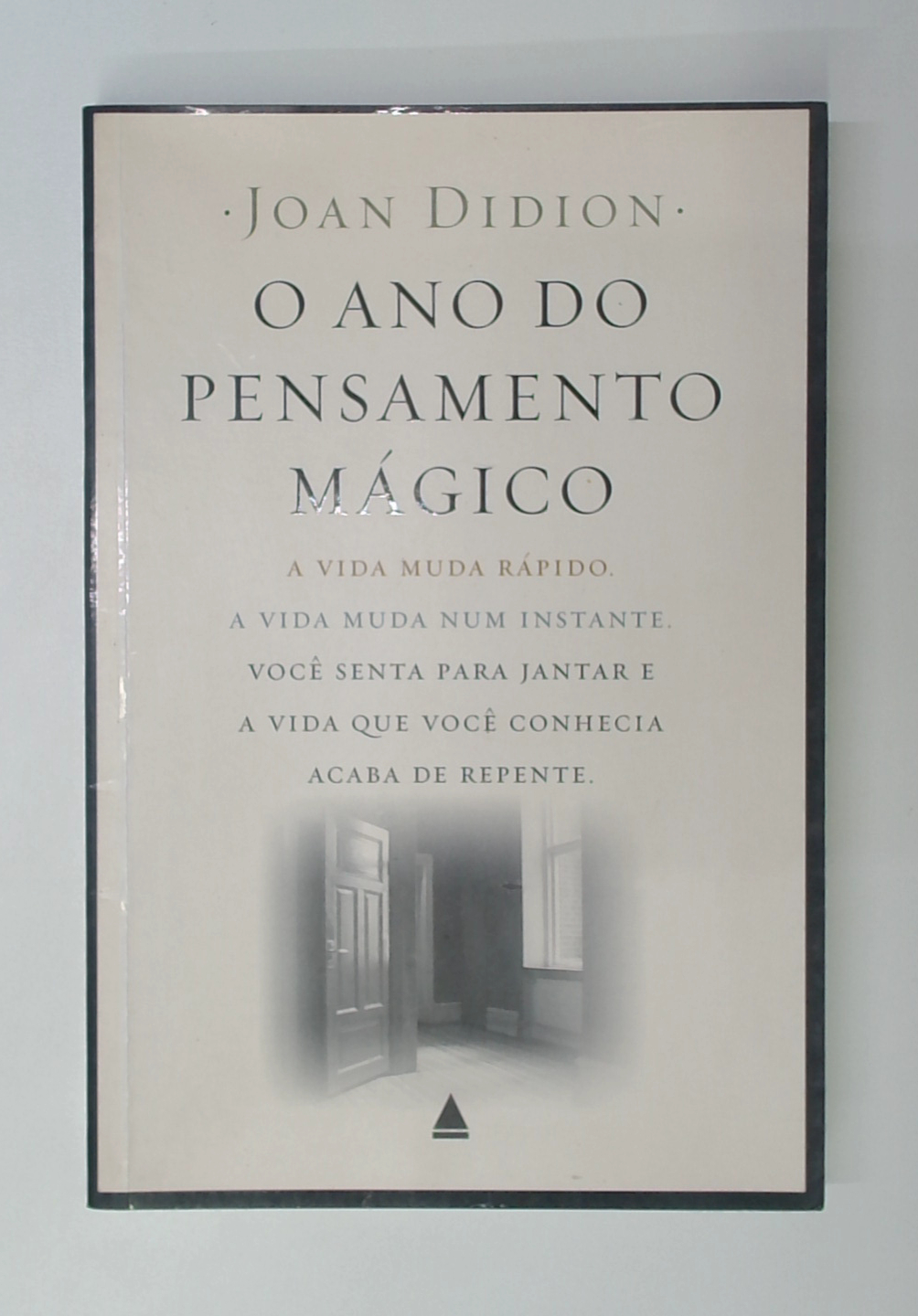 Capa do livro O Ano do Pensamento Mágico