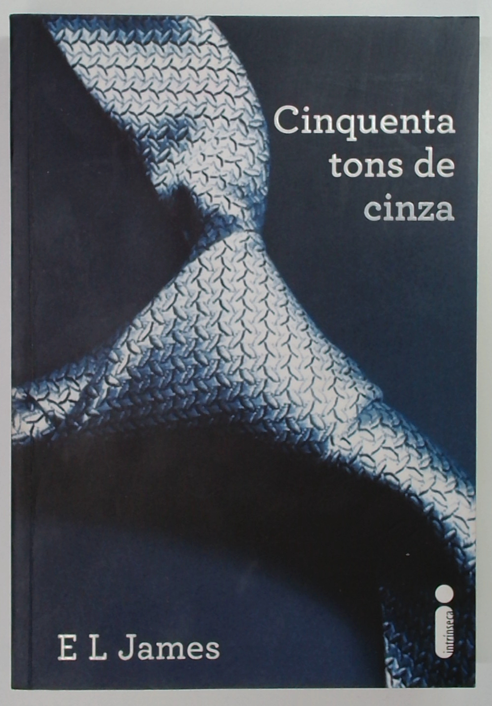Capa do livro Cinquenta Tons de Cinza