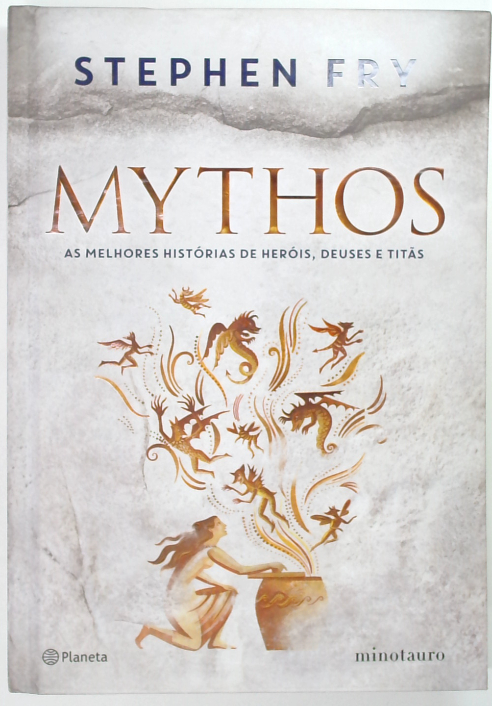 Capa do livro Mythos: as Melhores Histórias de Heróis, Deuses e Titãs