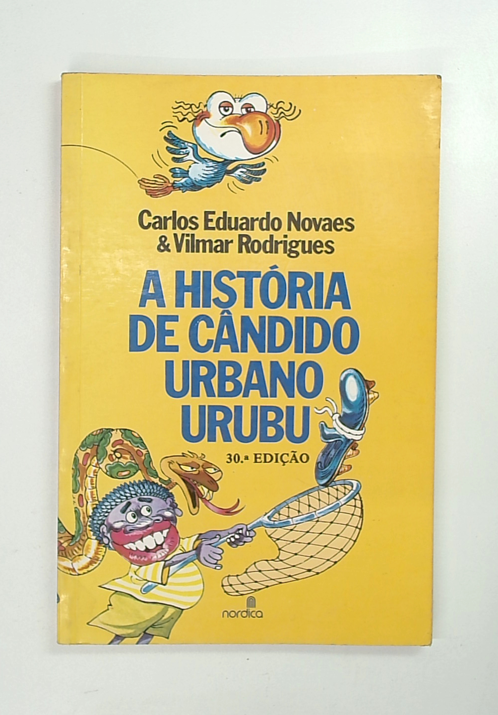 Capa do livro A História de Cândido Urbano Urubu