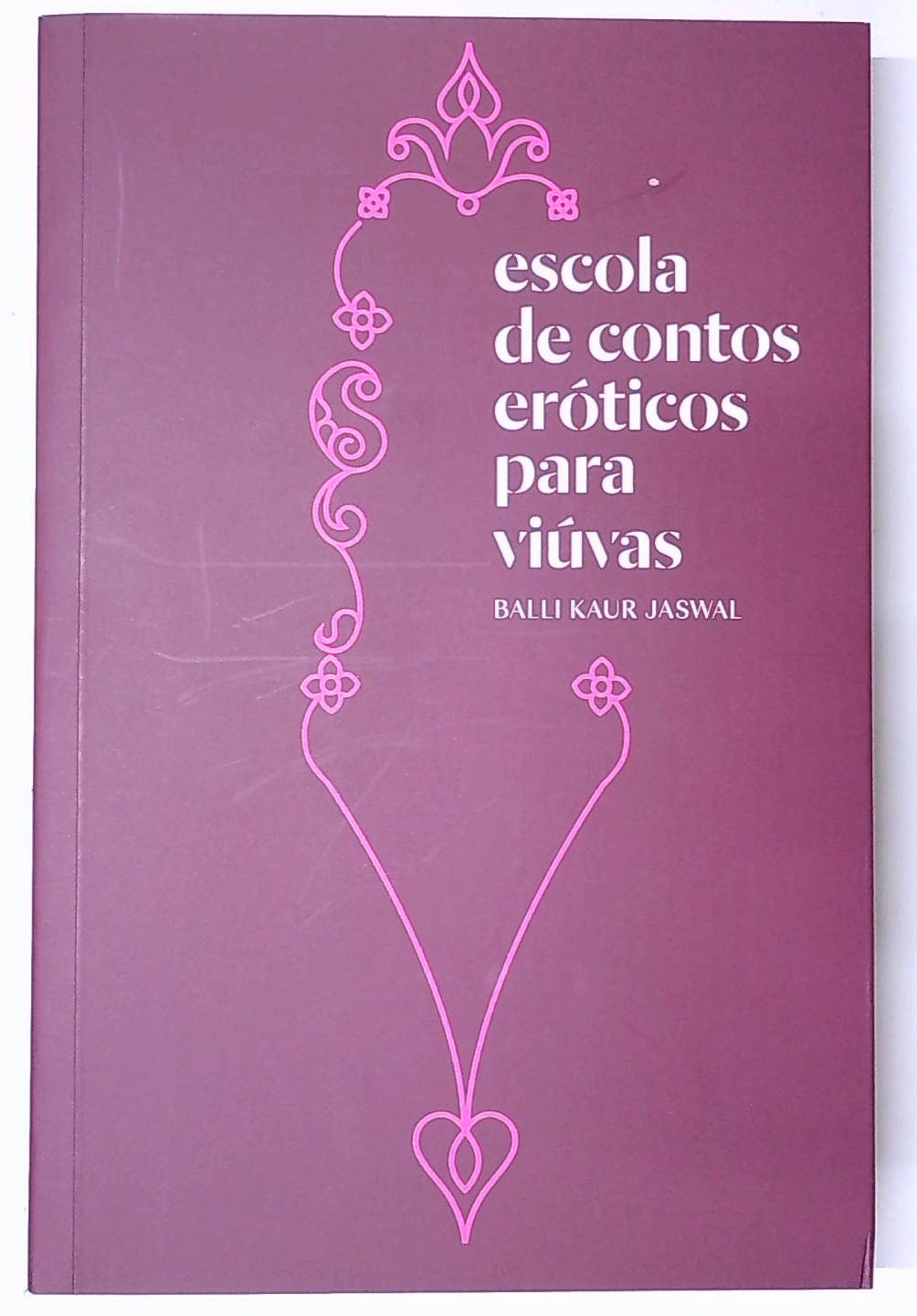 Capa do livro Escola de Contos Eróticos para Viúvas