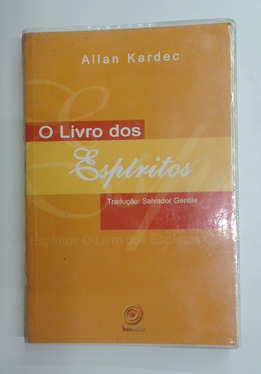 Capa do livro O Livro dos Espíritos