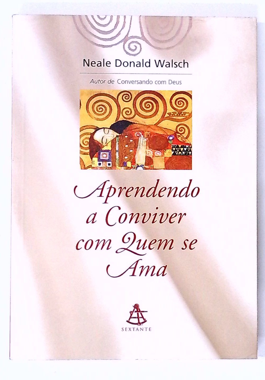 Capa do livro Aprendendo a Conviver com Quem Se Ama