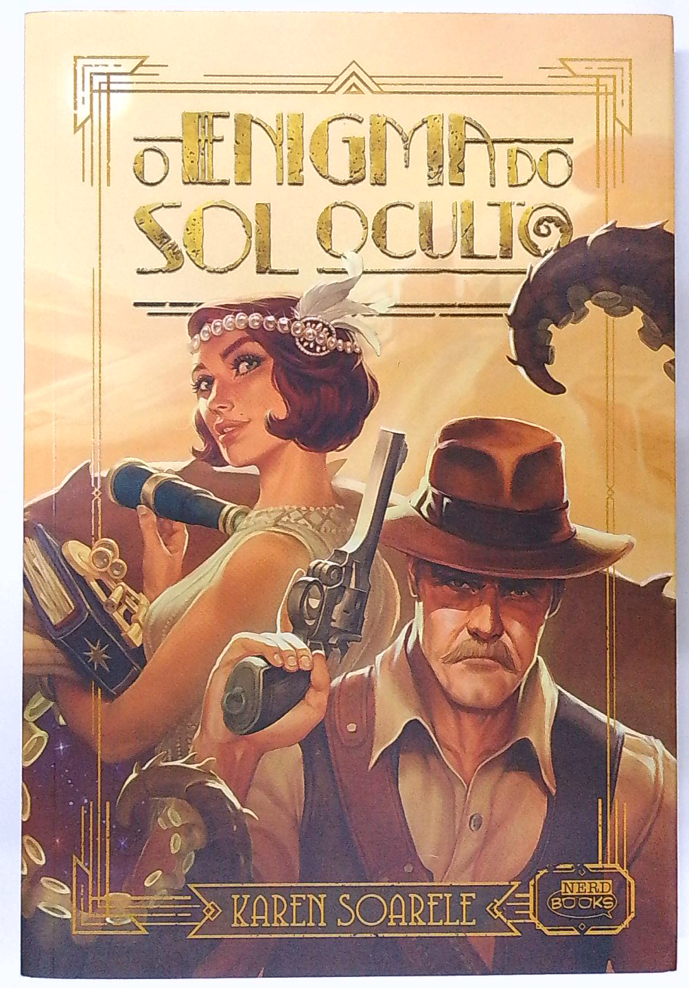 Capa do livro O Enigma do Sol Oculto