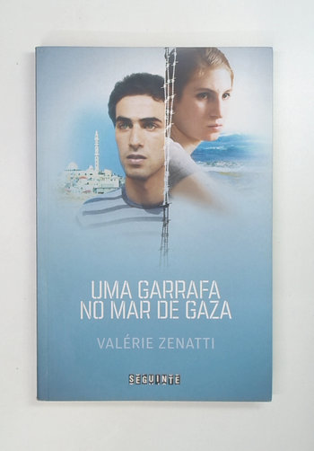 Capa do livro Uma Garrafa no Mar de Gaza