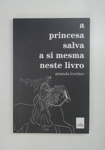 Capa do livro A Princesa Salva a Si Mesma Neste Livro