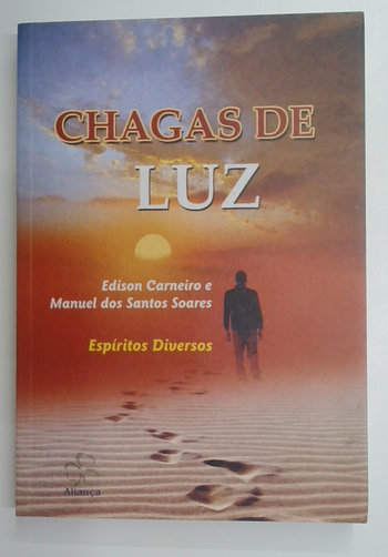 Capa do livro Chagas de Luz