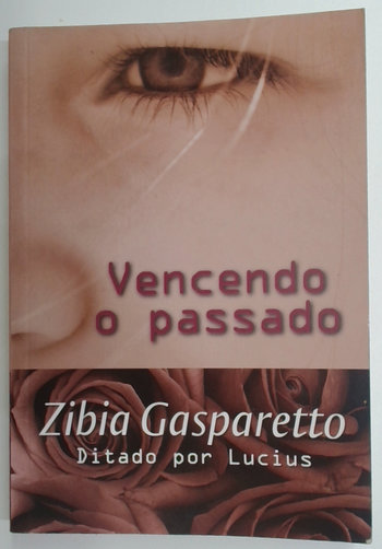Capa do livro Vencendo o Passado