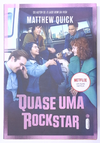 Capa do livro Quase Uma Rockstar