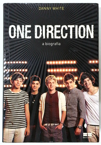 Capa do livro One Direction: A Biografia