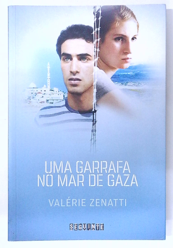Capa do livro Uma Garrafa no Mar de Gaza