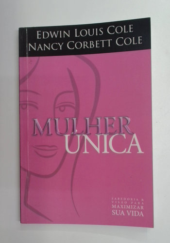 Capa do livro Mulher Única